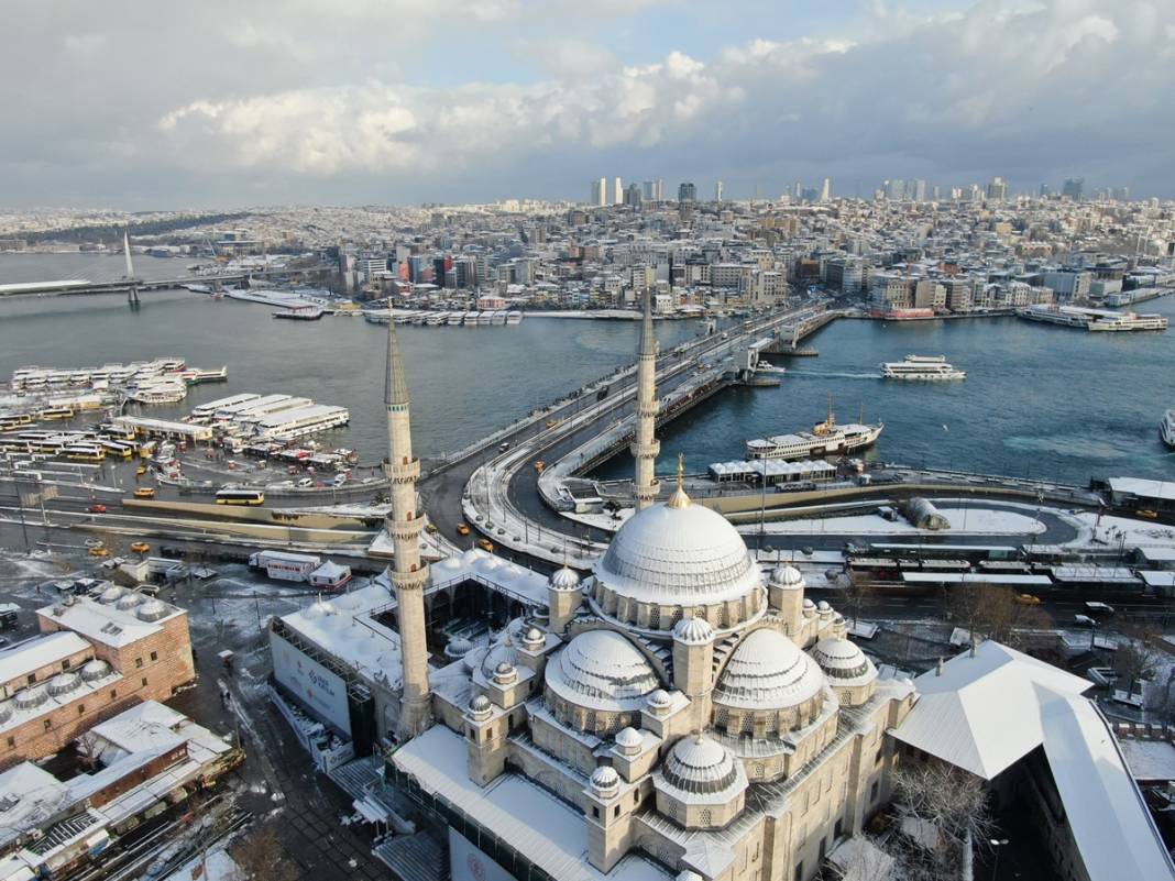 İstanbul'a ne zaman kar yağacak? Uzmanlardan korkutan açıklama: -40 derecelere hazır olun! 4